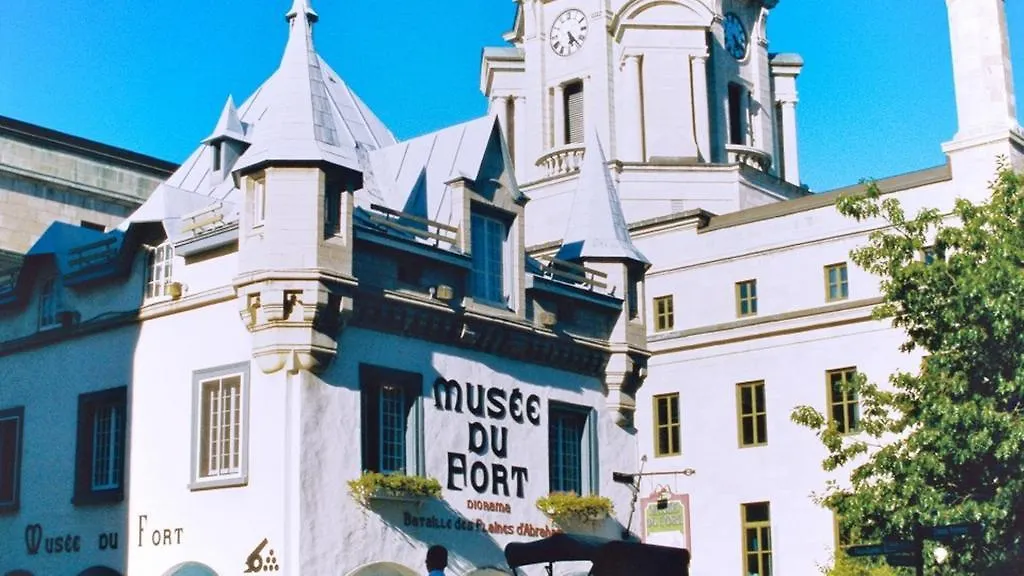 Hotel Le Concorde Quebec