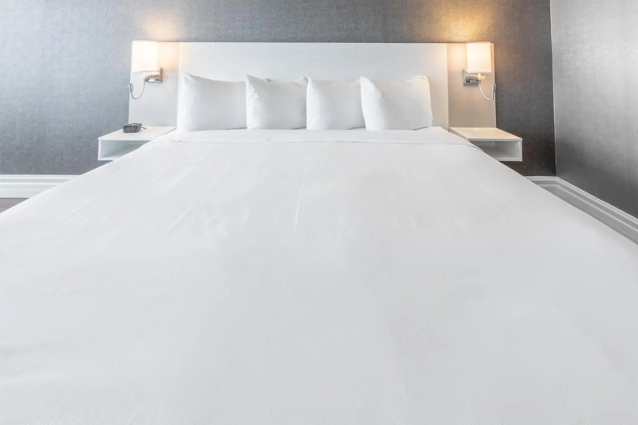 Hotel Le Concorde Quebec Quebec City
