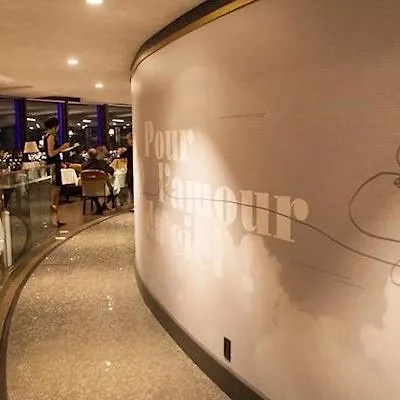 Hotel Le Concorde Quebec